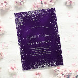 Invitación Glamoroso purpurina de plata morada de cumpleaños<br><div class="desc">Una invitación moderna, elegante y glamurosa para una fiesta de cumpleaños número 21 (o cualquier edad). Un fondo de color púrpura profundo con un polvo falso purpurina plateado. El color púrpura es desigual. El nombre está escrito con una escritura de estilo con letras a mano moderna. Personalice y agregue los...</div>