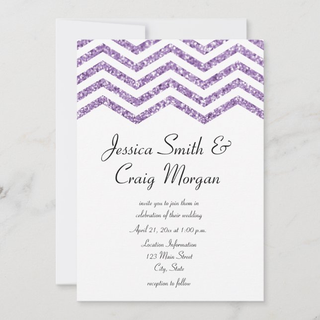 Invitación Glamurosa Boda Chevron con Brillo de Falsa Amatist (Anverso)
