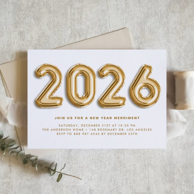 Invitación Globos de Relieve metalizado dorado 2024 Fiesta de (Customizable 2026 New Year party invitation featuring gold foil mylar balloons.)
