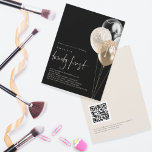 Invitación Globos Gold Ivory Código QR 21ª Fiesta Negro<br><div class="desc">Balloons Gold Ivory 21st Fiesta QR Código Negro. Esta versión de esta invitación tiene en mente a los fiestas que tienen lugar en un hotel o restaurante (o cualquier lugar con un sitio web), reemplazar el código QR de la parte posterior por un código QR en su sitio web. Puede...</div>