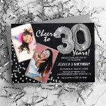 Invitación Globos plateados Chalkboard 2 Foto 30 cumpleaños<br><div class="desc">¡Celebrando haber cumplido 30! Estas invitaciones te permiten subir una fotografía antes y después del hombre o mujer de cumpleaños en un marco plateado, con el título '¡Saludos a 30 años!'. Con un fondo rústico de pizarra, globos de helio plateado, flecks purpurinas de plata falsos y una plantilla simple para...</div>