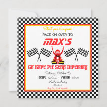 Go Kart Racers en rojo, negro y amarillo con bande