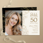 Invitación Gold Black Elegant Surprise Foto 50 cumpleaños<br><div class="desc">Crema floral de oro y sorpresa negra 50 cumpleaños con tu foto en la parte delantera de la tarjeta. Diseño elegante y moderno con detalles botánicos de dibujos y tipografía. Sencilla carta de invitación a la moda, perfecta para una elegante celebración de cumpleaños femenina. Se puede personalizar a cualquier edad....</div>