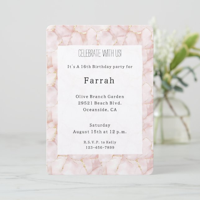Invitación Gold Blush Pink Rose Petals Floral Birthday   (Anverso de pie)