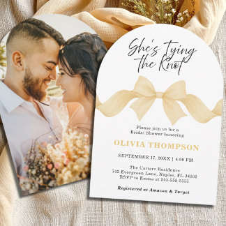 Invitación Gold Bow She's Tying the Knot Photo Bridal Shower