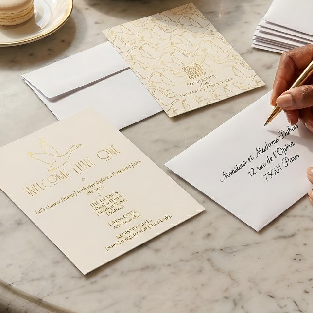 Invitación Gold Filigree Art Deco | Goose Baby Shower (Lifestyle Shot)