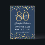 Invitación Gold Navy Blue 80th Birthday Save the Date Details<br><div class="desc">Elegante diseño de la "fiesta de cumpleaños número 70" con falsos confeti purpurinas y texto de detalles. Fácil de usar y fácil de personalizar. ¡No te quedes sin el tuyo!</div>