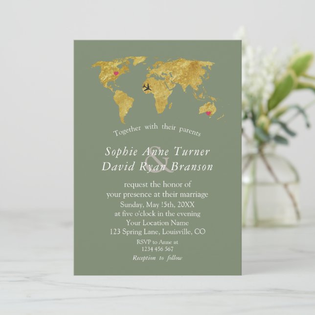 Invitación Gold World Map Destination Sage Green Wedding (Anverso de pie)
