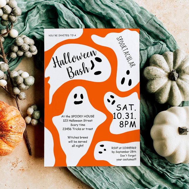 Invitación Goloistas blancos naranja morado bash de Halloween (Cute white ghosts orange purple Halloween bash Invitation)