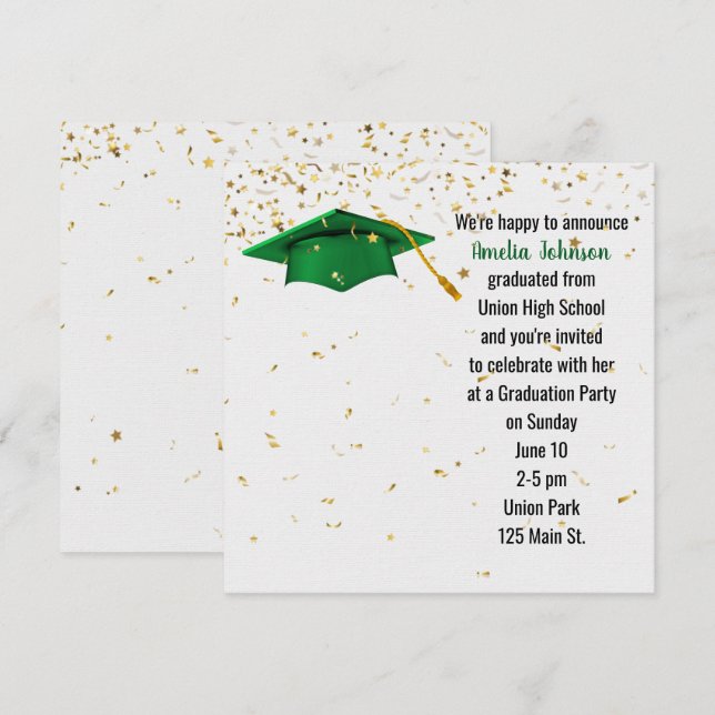 Invitación Gorra de graduación verde con confetti de oro (Anverso / Reverso)
