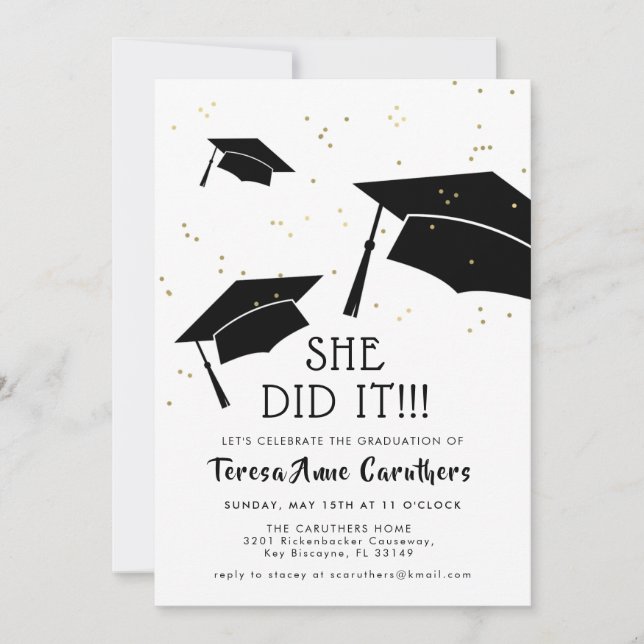 Invitación Gorrito blanco y negro con brillo dorado para grad (Anverso)