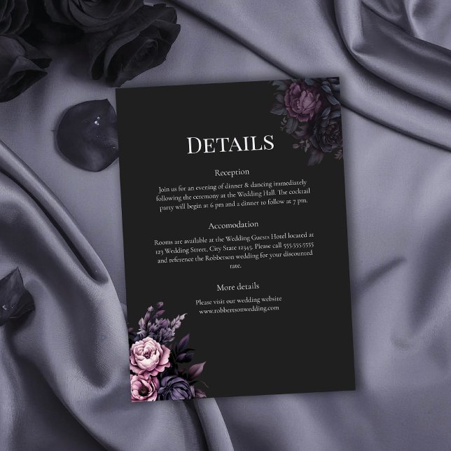 Invitación Gothic Black Floral Wedding Details Card (Gothic Black Floral Wedding Details Card on a gothic wedding table with black roses)