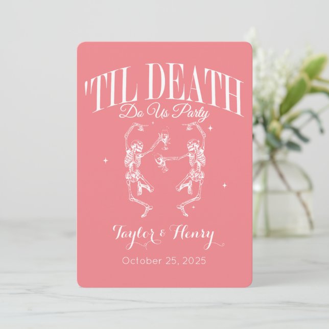 Invitación Gracioso hasta la muerte nos invitan a la boda Fie (Anverso de pie)