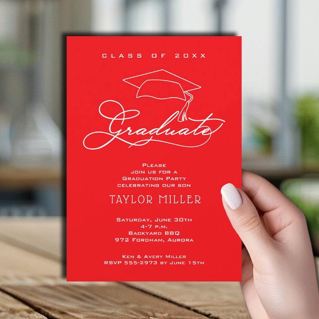 Invitación Grad Cap Red Graduation Party (Elegant white script and grad hat red graduation party invitations)