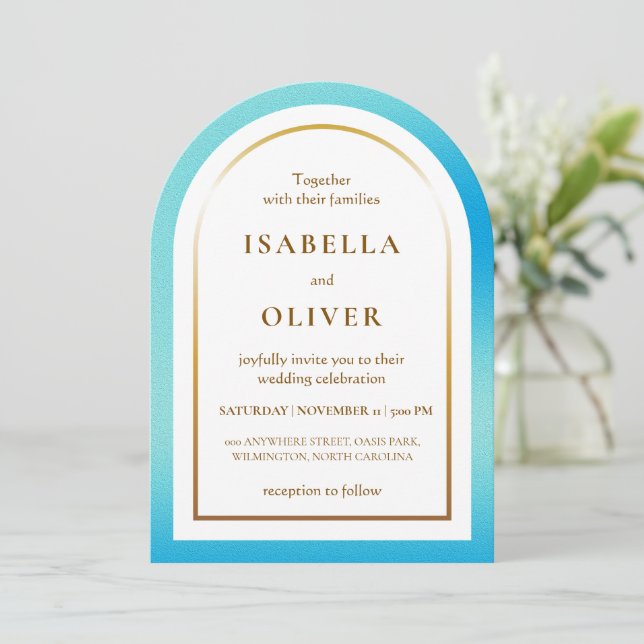 Invitación Gradiente de marco dorado azul claro para boda (Anverso de pie)