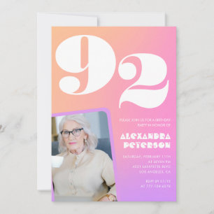 Invitación Gradiente Retro Rosa cumpleaños 92