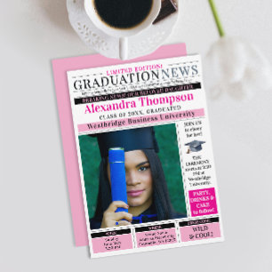 Invitación Grado Único Chic Rosa Fuerte en Periódico de Posgr