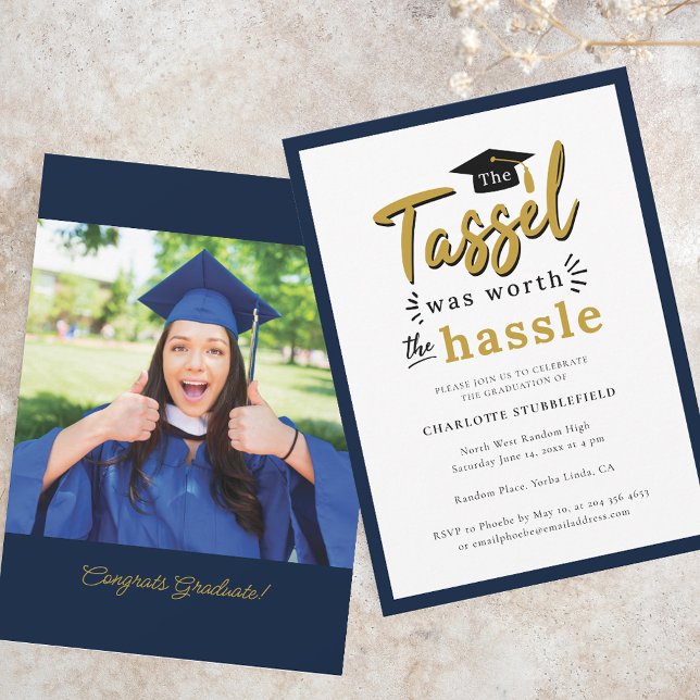 Invitación Graduación 2025 Fiesta de graduado de fotografía a (Graduation 2025 Tassel Worth Hassle Grad Party Invitation)