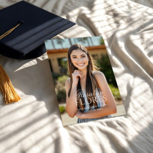 Invitación Graduación clásica de caligrafía blanca