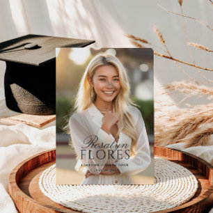 Invitación Graduación clásica de caligrafía negra