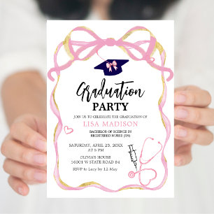 Invitación Graduación de Enfermera Moderna RN Rosa y Dorado