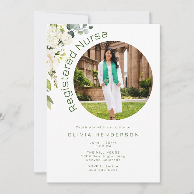 Invitación Graduación de foto de Floral blanca y verde (Anverso)