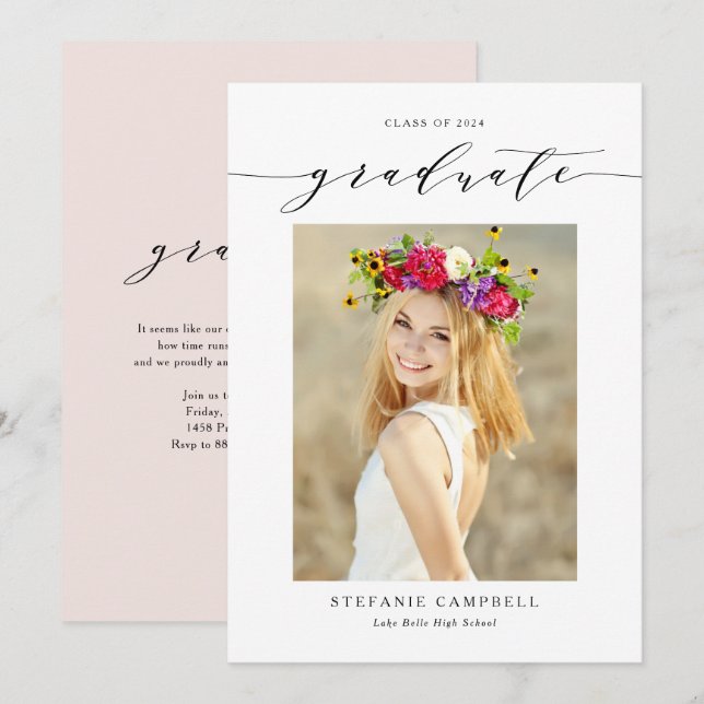 Invitación Graduación de fotografías de Black Whimsical Scrip (Anverso / Reverso)