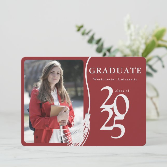 Invitación Graduación de fotos de grado rojo moderno 2025 (Anverso de pie)