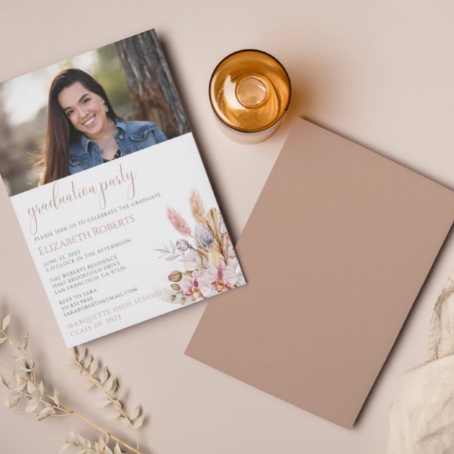 Invitación Graduación de Grado de Boho Floral Pampas de moda (Subido por el creador)