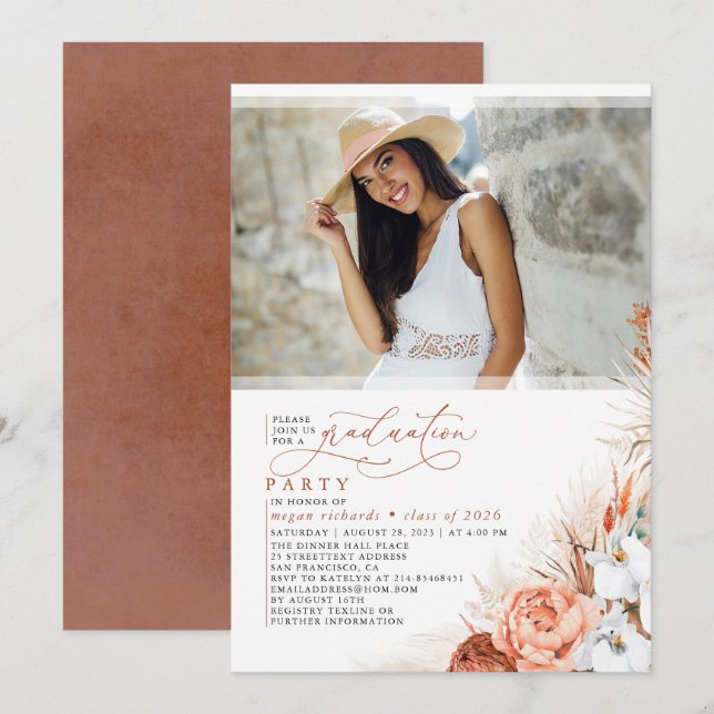 Invitación Graduación de Grado Terracotta Floral Pampas Foto (Anverso / Reverso)