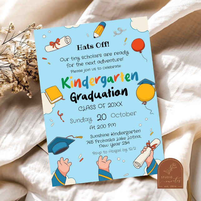 Invitación Graduación de Kinder Hats Off (Subido por el creador)