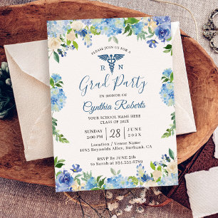 Invitación Graduación de la Escuela de Enfermería Floral Blue