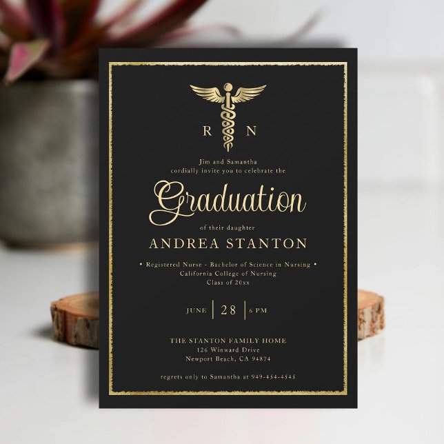 Invitación Graduación de la Escuela de Enfermería Marco de Or (nurse nursing school graduation gold caduceum brushed frame contemporary modern elegant simple black)
