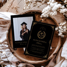 Graduación de la Facultad de Derecho Elegante de O