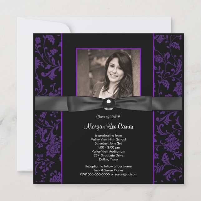 Invitación Graduación de niñas morado y negro (Anverso)