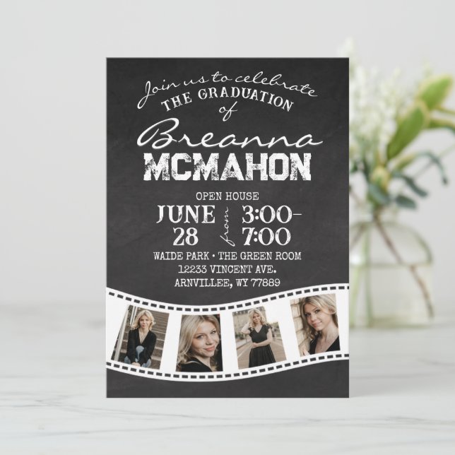 Invitación Graduación de tablero de cromboard blanco y negro (Anverso de pie)