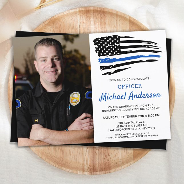Invitación Graduación de un oficial de policía de la línea az (Subido por el creador)