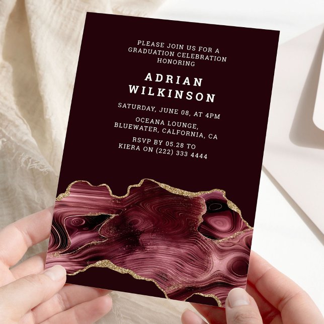 Invitación Graduación del Agate de Borgoña y Oro (Subido por el creador)