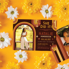 Invitación Graduación del arco iris de la tipografía audaz de