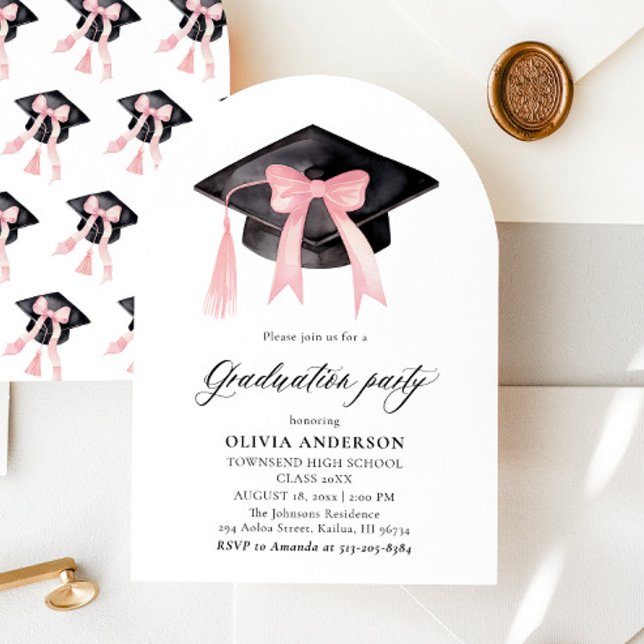 Invitación Graduación del tapón de graduación del arco rosado (Subido por el creador)
