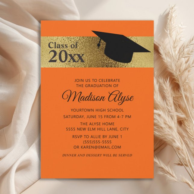 Invitación Graduación del tapón negro de oro Naranja personal (Orange and gold graduation cap party invitation)