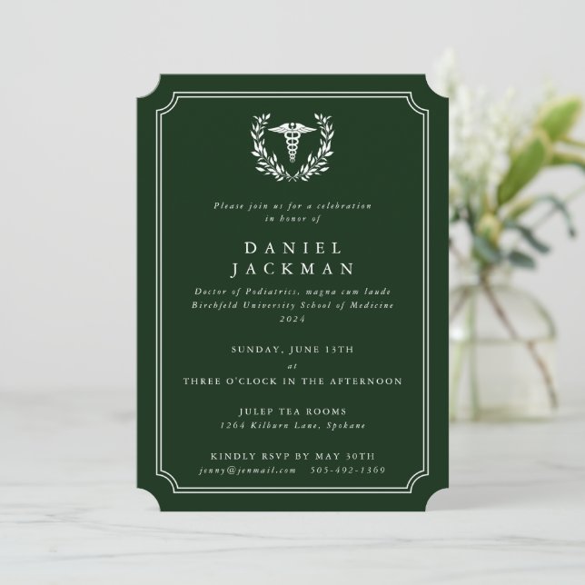 Invitación Graduación en la Facultad de Medicina Green Caduce (Anverso de pie)