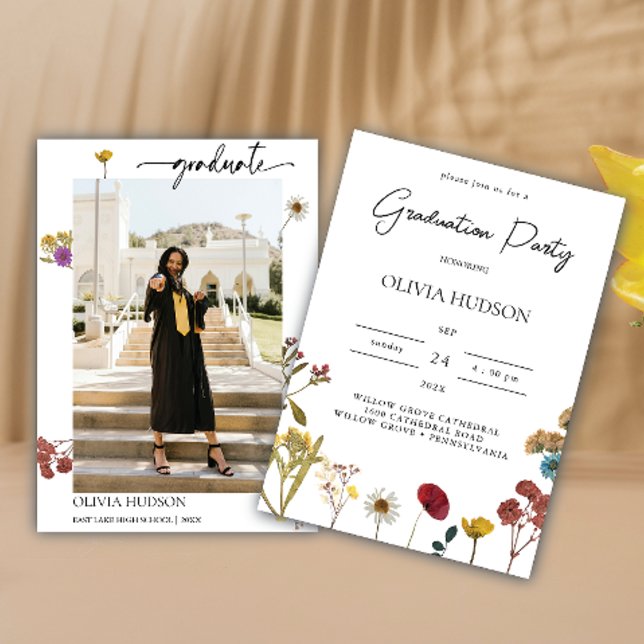 Invitación graduación fotográfica de flores silvestres modern (Subido por el creador)