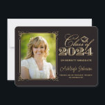Invitación Graduación fotográfica en negro, clase de oro de 2<br><div class="desc">Esta clásica y elegante clase de oro y negro de 2024 para la graduación fotográfica tiene un marco dorado y un lugar para incluir una foto digital del graduado. Si necesita ayuda para personalizar esto,  o si desea hacerlo en otra combinación de colores,  envíe su solicitud a niteowlstudio@gmail.com.</div>