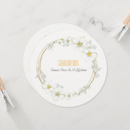 Invitación Graduación Hija de té Flores blancas y bayas