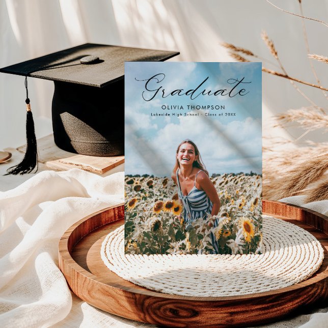 Invitación Graduación moderna de guiones femeninos (Subido por el creador)