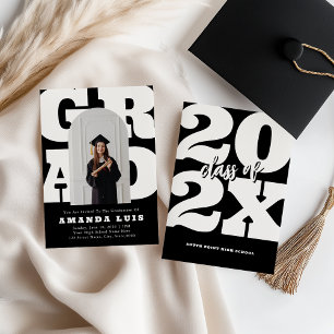 Invitación Graduación retro negrita