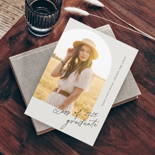 Invitación Graduación simple de la foto del Boho Arch (Simple Boho Arch Photo Graduation Invitation.)