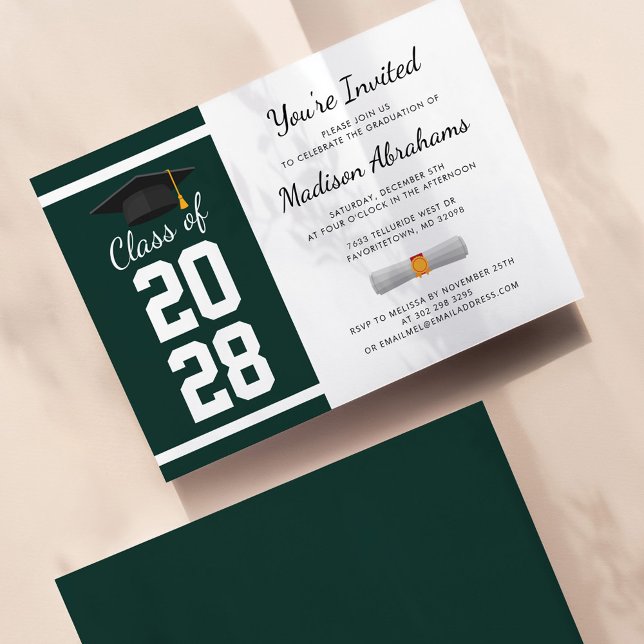 Invitación Graduación simple en blanco y verde de Fiesta de g (Subido por el creador)