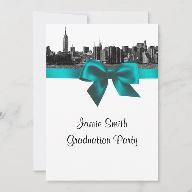 Invitación Graduación Verde azulada de BW de NYC Wide Skyline (Anverso)
